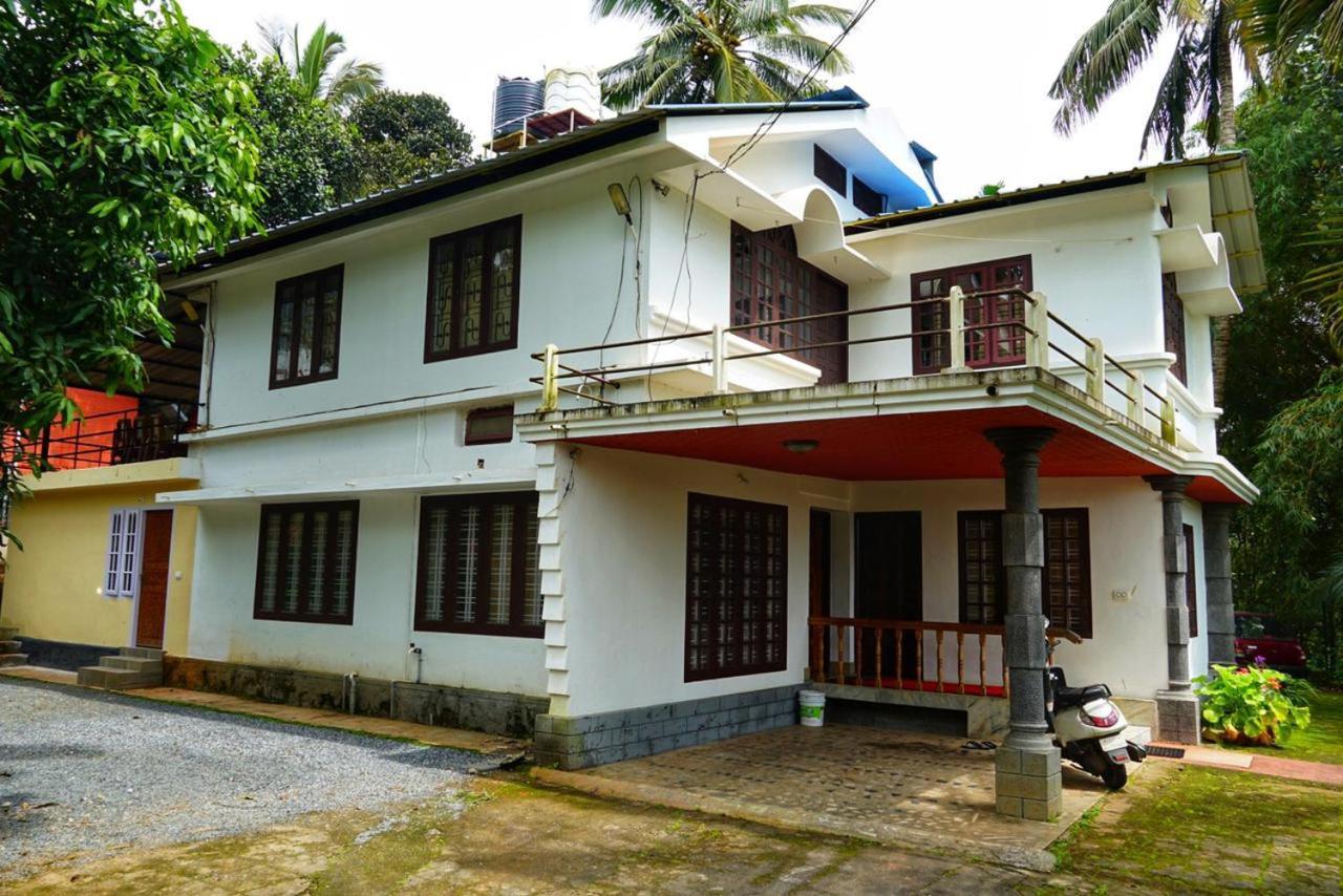 The Wayanad Club Hotel Szultán Bathery Kültér fotó