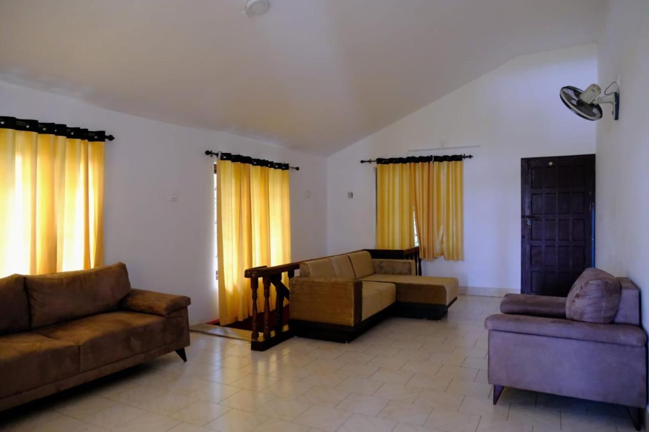 The Wayanad Club Hotel Szultán Bathery Kültér fotó