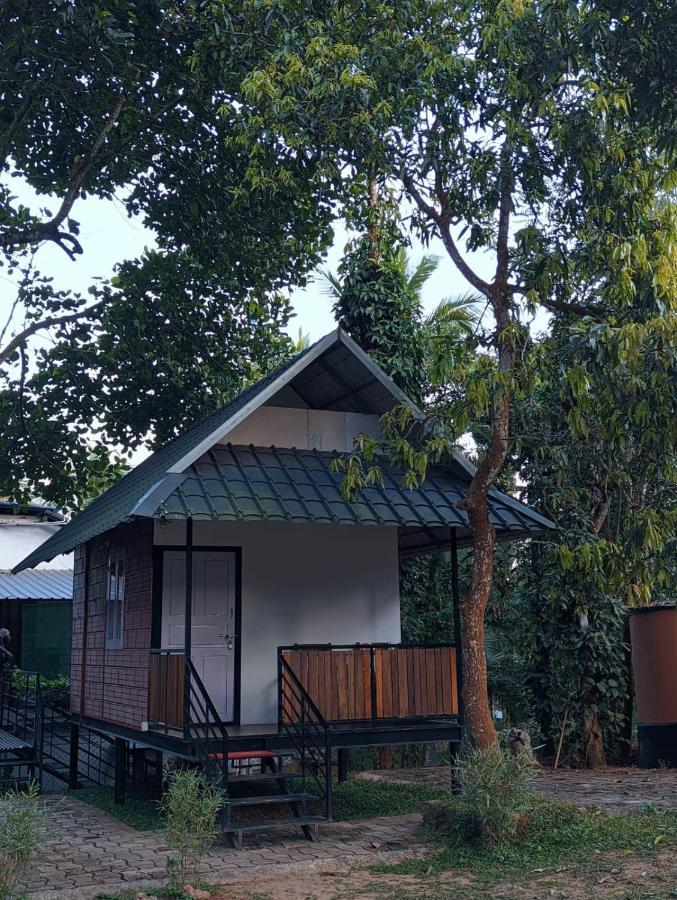 The Wayanad Club Hotel Szultán Bathery Kültér fotó